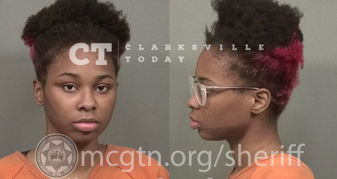 La’Quavia Holt assaults ex-boyfriend & threatens to assault his grandma during altercation