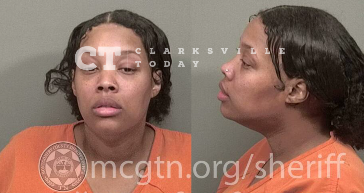 Stacy Torian-Batts jailed after drunkenly pulling on car doors in Walmart parking lot with 5-year-old child